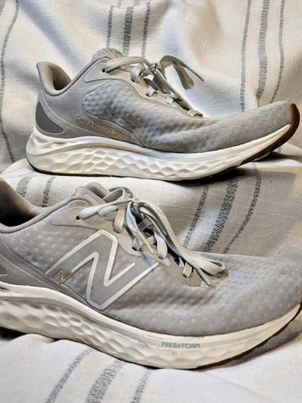 New Balance Fresh Foam 1080 Women's Sneakers US 8.5 Gray White